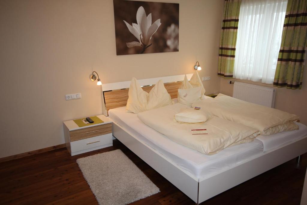 Gasthof Waldwirt Russbach am Pass Gschütt Kamer foto